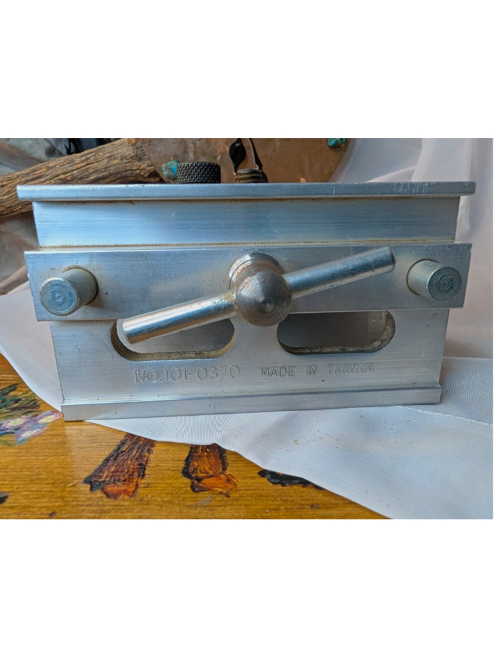 Vintage Eagle 101-0370 Doweling Jig Vice Woodworking Drill Guide. Taiwan